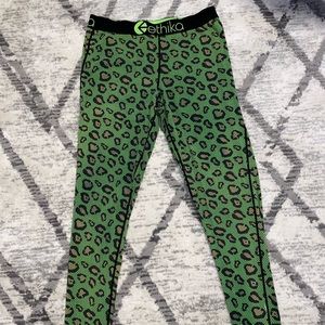 Ethika leggins